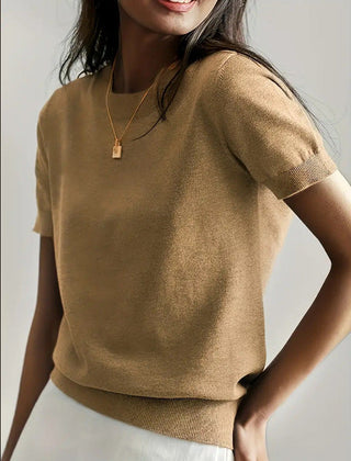 Chic women's lightweight knit sweater with short sleeves, ideal for casual elegance.
