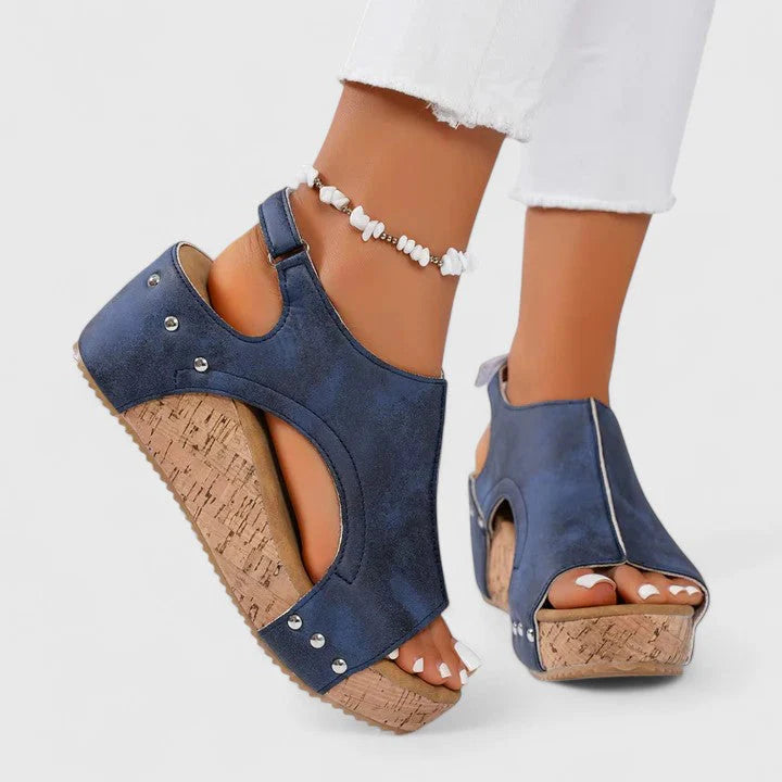 81086869176702